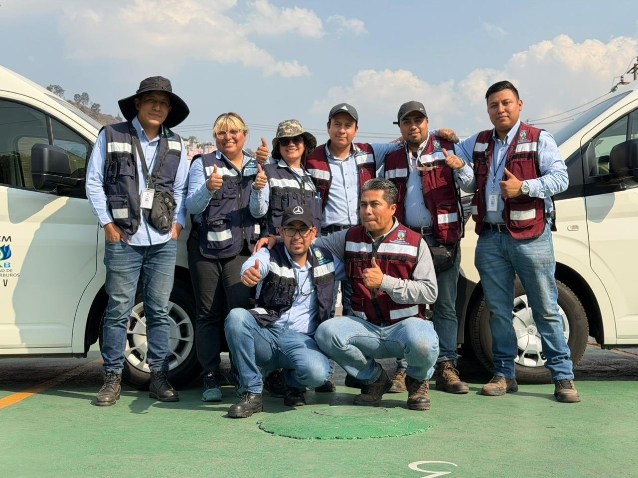 Equipo ACM LAB en campo
